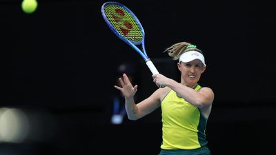 Hunter, Birrell storm into second round at China Open