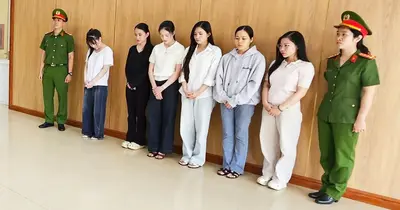 Khởi tố 15 người của 3 cơ sở thẩm mỹ cho nhân viên giả 'bác sĩ, chuyên gia' lừa khách hàng
