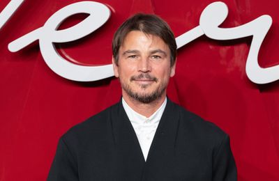 Josh Harnett is 'just dad' to his children