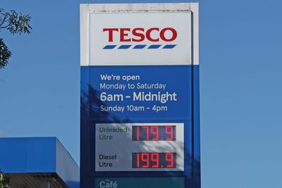 UK in emergency talks with EU over diesel supplies after Trump threat