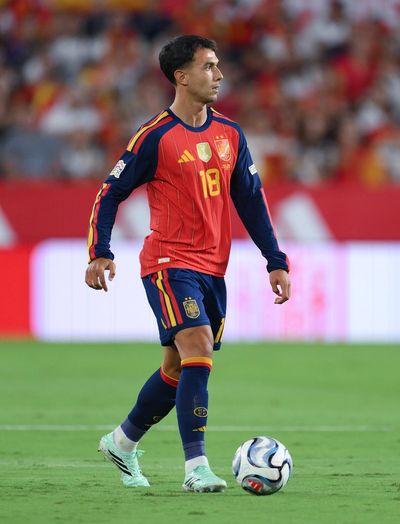 Arsenal: Spain reveal Martin Zubimendi injury 'worry' as Luis de la Fuente is forced into substitution