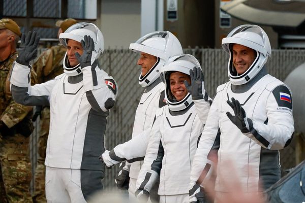 SpaceX launches 4 astronauts on a fast track to the International Space Station