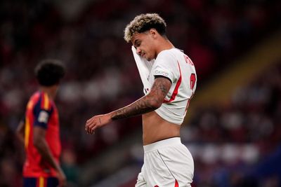 Man City star leaves England squad after injury setback
