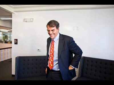 In 1996, Tim Draper bought Hotmail shares for $300,000. 2 years later, Microsoft acquired the startup for $400 million