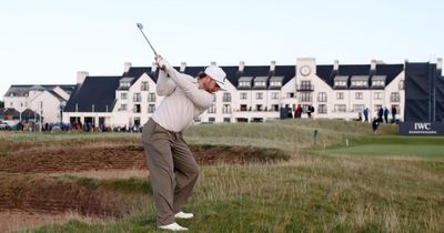 Stewart makes most of late Dunhill Links call with 65 as MacIntyre fumes at TV drone