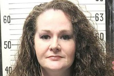 Christa Pike’s attorney says she is alive after botched execution turned her purple