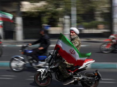 Iran offers to allow nuclear inspectors if sanctions are eased