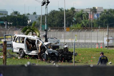 Federal report says pilots weren't warned about wind before Amazon cargo plane crashed in Miami
