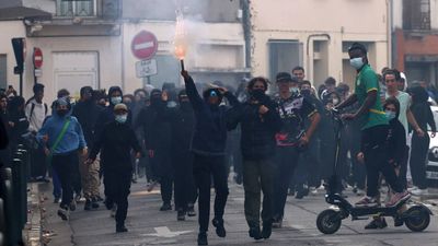 France rocked by protests as nearly 400 schools close amid student-police clashes
