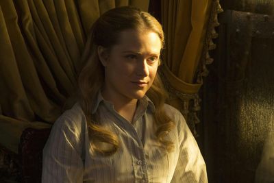 10 Years Later, HBO's Greatest Sci-Fi Fantasy Of The 21 Century Is Almost Impossible To Watch