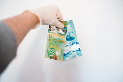 Five Canadian Provinces See Minimum Wage Hikes, but Critics Say Living Costs Outpace Gains in Ontario