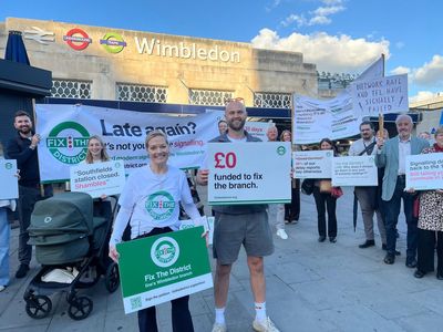 London Tube line misery 'forces some commuters to switch jobs' as upgrade remains unfunded