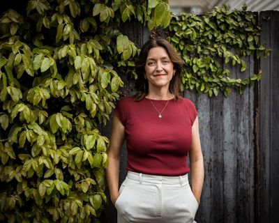 Tragedy and loss helped forge Steph Hodgins-May into a steely climate campaigner. Now she’s taking on Anthony Albanese