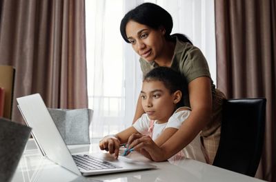 At What Age Should Kids Know the Family Is Struggling Financially?