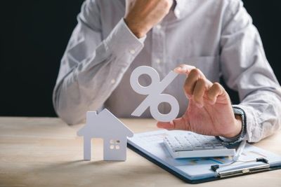 Would You Rather Have the Bigger House or Retire 5 Years Earlier?