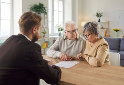 8 Ways to Tell if Your Financial Advisor is Trustworthy
