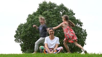 Finding her tribe after motherhood's loneliest days