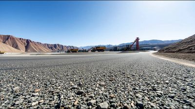 Mining waste was used to build a road with improved performance in China
