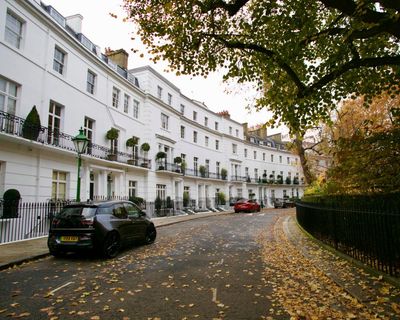 ‘People are deserting it’: why are London mansions struggling to sell?