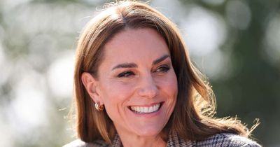 Kate Middleton không ngại phá vỡ quy tắc thời trang Hoàng gia
