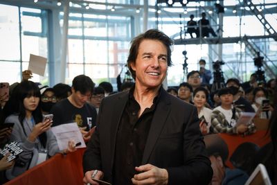 Tom Cruise surprises extreme challenge charity fundraiser during interview