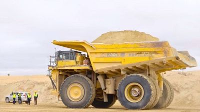 A Moroccan mine built a road from phosphate waste rock; field tests cut dust emissions by 91%