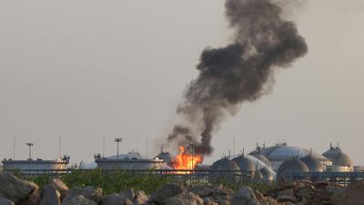 Houthis claim strike on oil facilty near Riyadh, accuse Saudi forces of pounding Yemen's capital