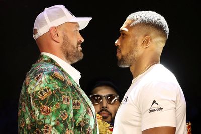 Tyson Fury: Anthony Joshua is a ‘bum’ I have to beat to get Oleksandr Usyk trilogy fight