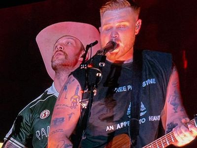 Zach Bryan made a quiet statement with this shirt at the Gillette Stadium concert after the Macklemore controversy- here's what he wore