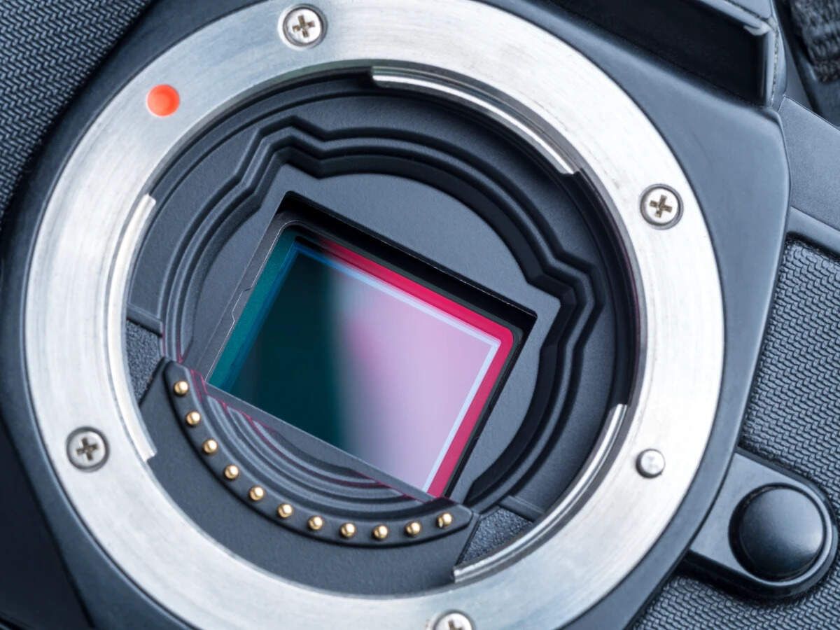 Canon in talks with those engaged in key chip projects in India, plans local service centres