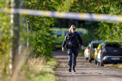 2 people killed in Norway after shooter opens fire on hunting party