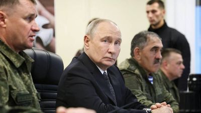 Moscow vows to step up strikes on Ukraine as Zelenskyy threatens to attack more Russian refineries