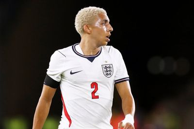 England call up late replacement for injured Nico O’Reilly