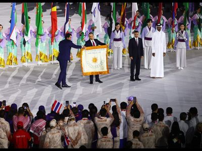 Asian Games close after fortnight of turmoil and teenage triumph