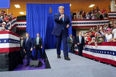 Trump lashes out at Fox News over Ohio rally broadcast