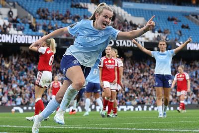 Manchester City beat hapless Arsenal as London City Lionesses rout Spurs in statement win