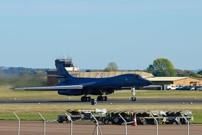 US withdraws bombers from RAF Fairford over suspected terrorist plot