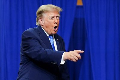 As Trump spirals with midterms, it seems his go-to safe spaces are becoming less welcoming