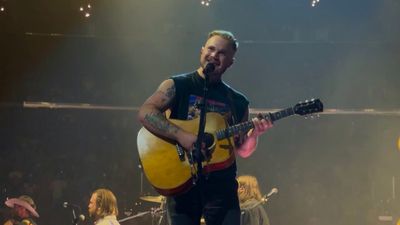 Robert Kraft allegedly forced Ed Sheeran to drop Macklemore. One month later, Zach Bryan plays Kraft’s own stadium and wears the exact same message