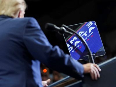 US midterms: In crude Ohio rally speech, Trump says he may not help if Democrats win
