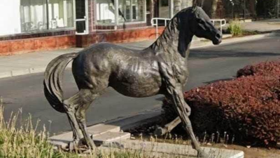 California thieves stole $80K statue of 1886 Kentucky Derby winner