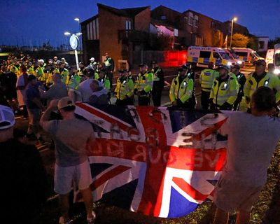Two people die trying to cross Channel as anti-migrant protesters clash with police in Gosport