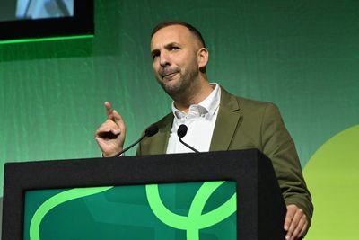 Chair of Jewish Greens considering leaving party over ‘Zionism is racism’ motion