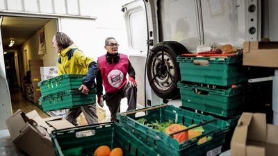 Study shows extreme poverty, homelessness on the rise in France