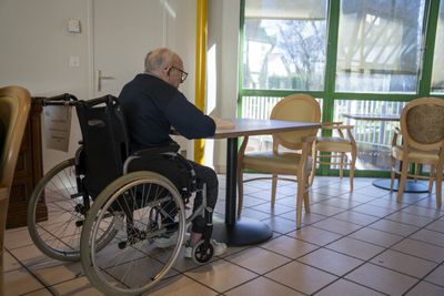 Medicare Wheelchair Users Could Stop Paying Upfront Cost for Titanium or Carbon-Fiber Chairs Under Bill Headed to President