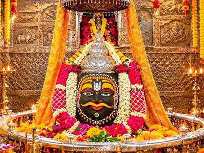 Guru Pradosha 2026: Powerful Shiva Vrat Rules and Benefits