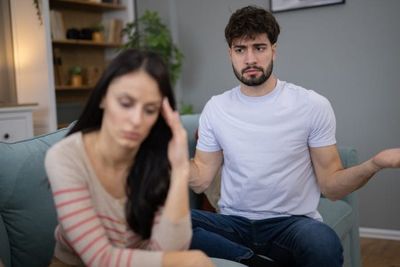 When Shoud You Demand Your Partner Get A Job?