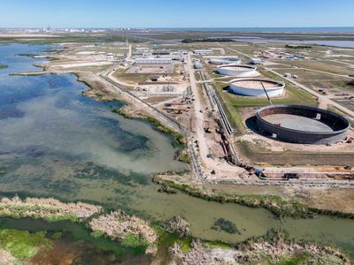 U.S. shale executives have no idea when the oil market will go off a cliff
