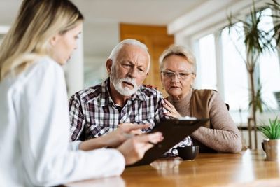 Someone Calls Offering a “Better Medicare Plan” — 7 Things to Do Before You Answer Any Questions