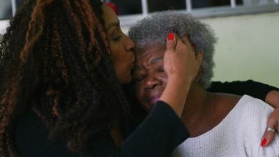 Your Parents Say They Don’t Need Help — 8 Financial Signs That May Tell a Different Story